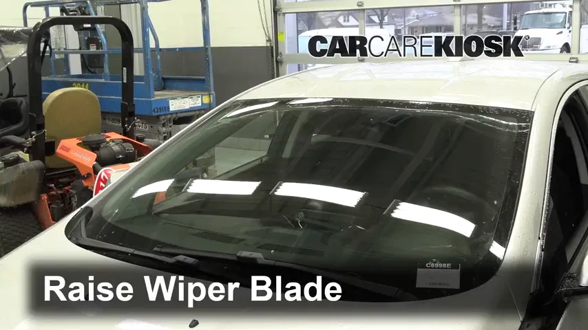 2017 Chevrolet Volt LT 1.5L 4 Cyl. Windshield Wiper Blade (Front)